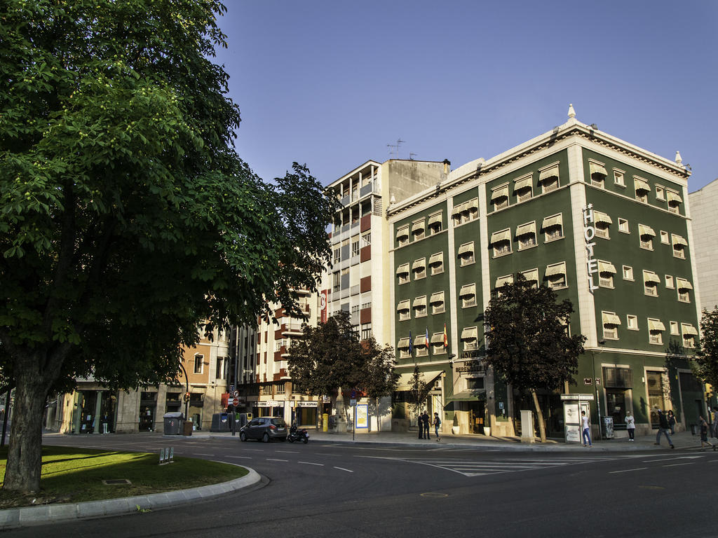 Ramon Berenguer IV Hotel Lleida Bagian luar foto